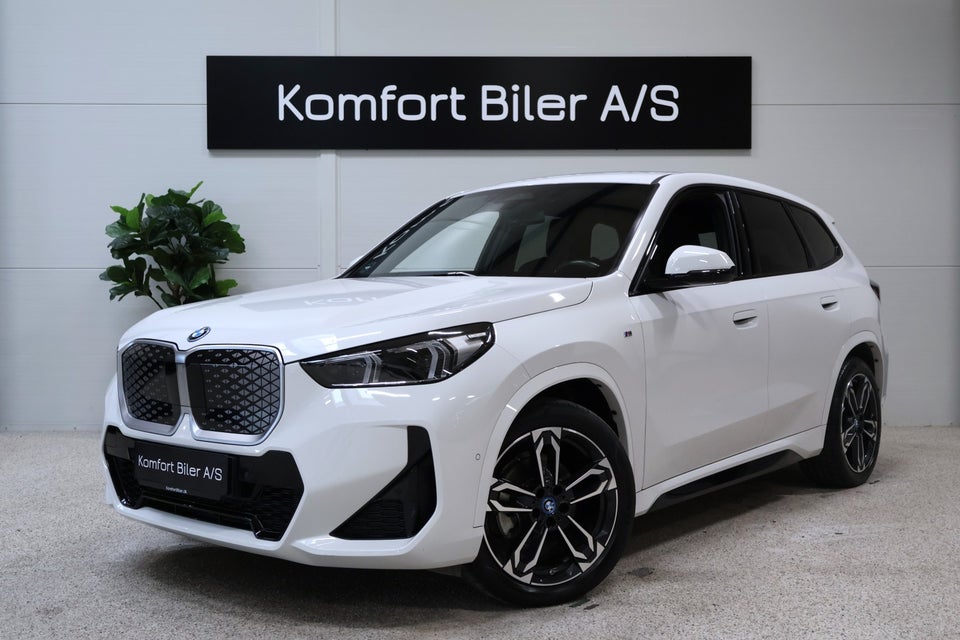 BMW iX1 eDrive20 M-Sport 5d