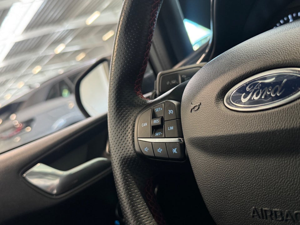 Ford Fiesta 1,0 EcoBoost ST-Line 5d