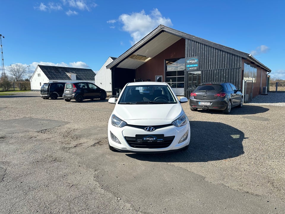 Hyundai i20 1,25 Classic XTR 5d