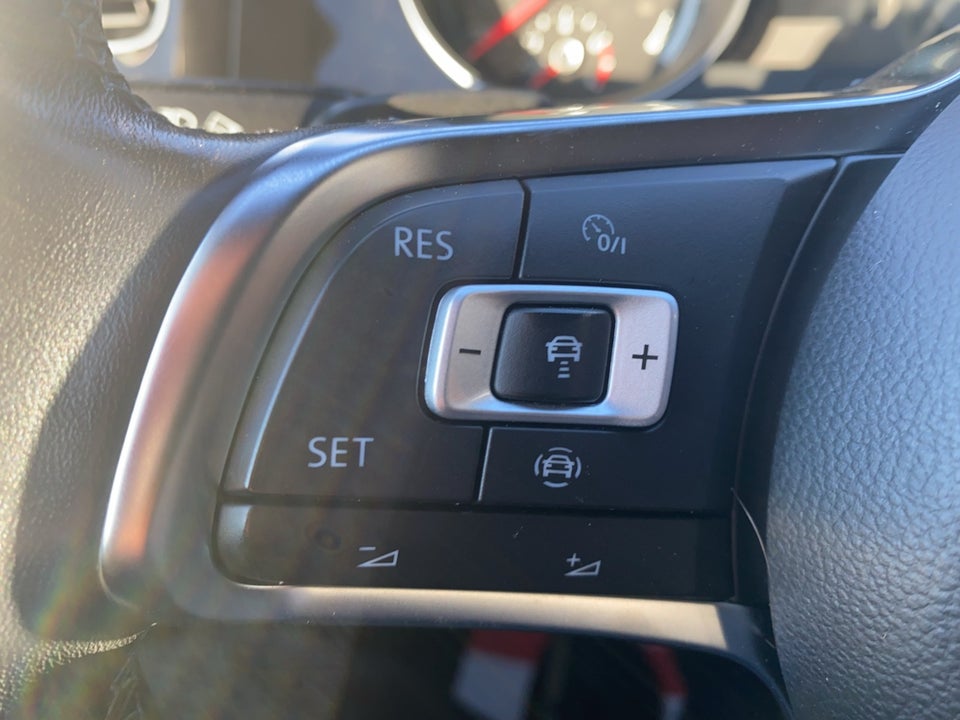 VW Golf VII 1,4 GTE DSG 5d