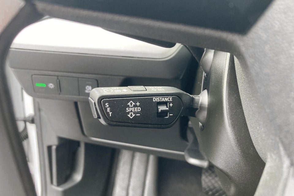 Audi Q4 e-tron 40  5d