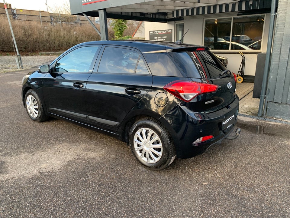 Hyundai i20 1,25 Sport 5d