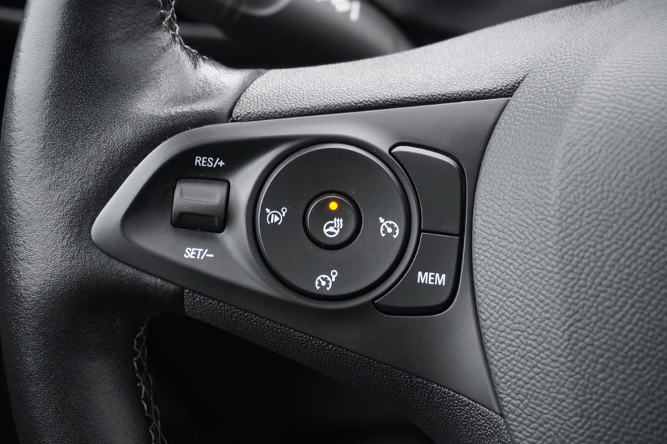 Opel Corsa 1,2 T 100 Elegance Sky 5d