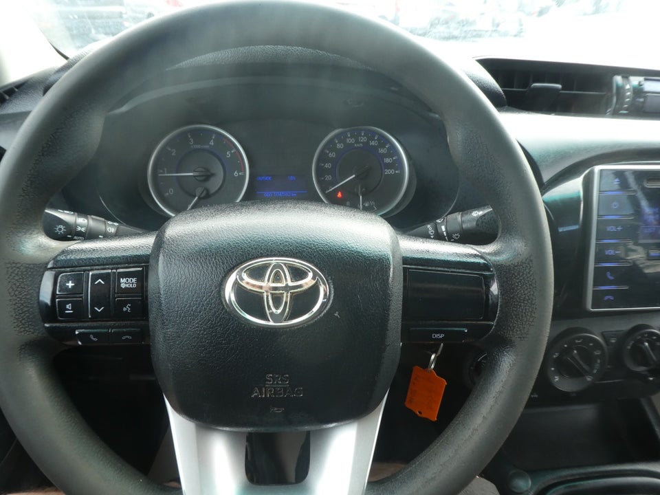 Toyota HiLux 2,4 D-4D 150 T2 Db.Kab 4x4 4d