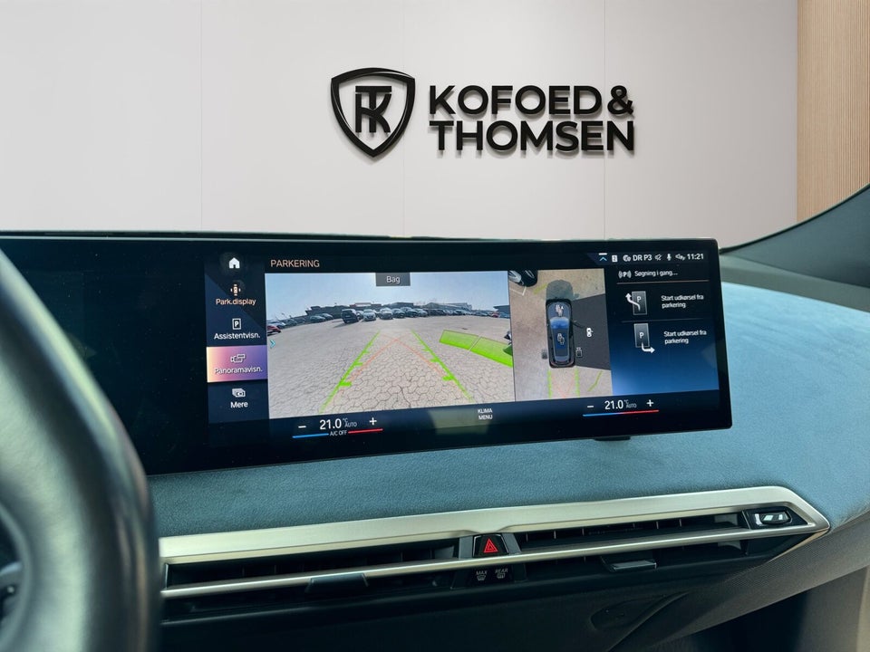 BMW iX xDrive50 Fully Charged 5d