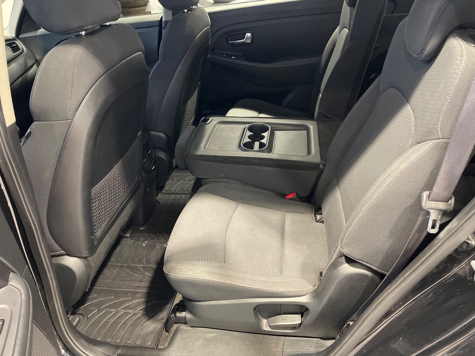 Kia Carens 1,7 CRDi 115 Attraction 7prs 5d