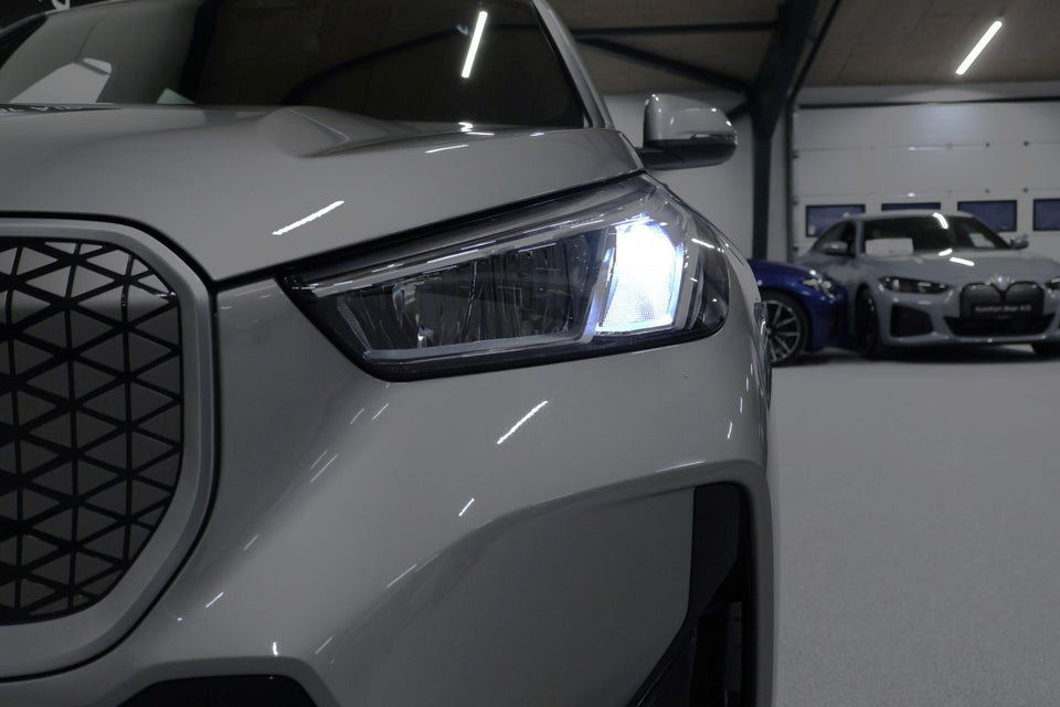 BMW iX1 eDrive20 M-Sport 5d