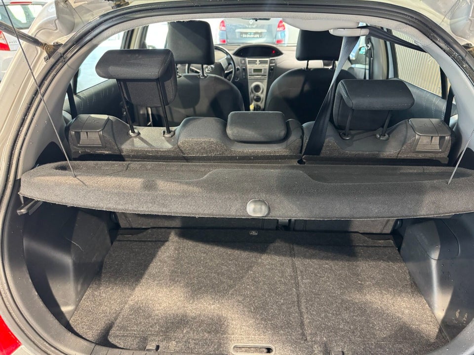 Toyota Yaris 1,3 Sol 5d