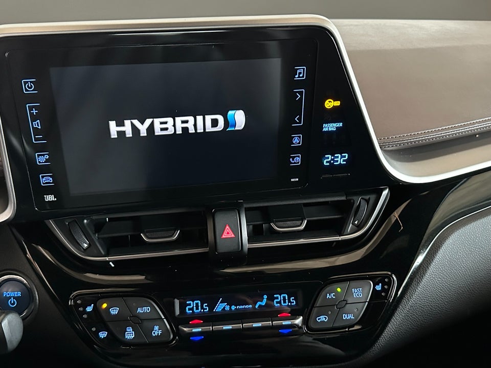 Toyota C-HR 1,8 Hybrid C-HIC CVT 5d