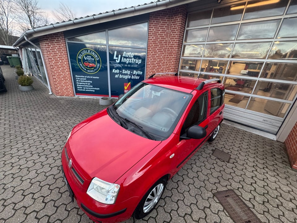 Fiat Panda 1,2 69 Dynamic 5d