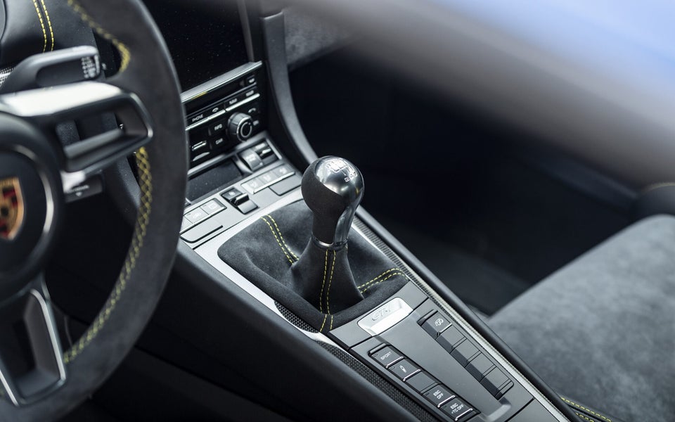 Porsche Cayman GT4 3,8  2d