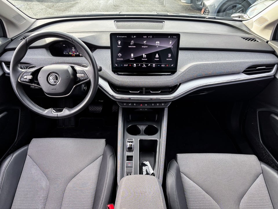 Skoda Enyaq 60 iV Loft 5d
