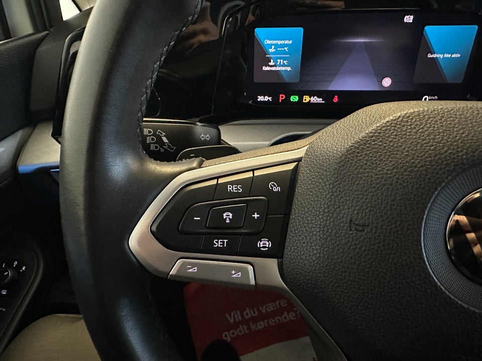 VW Golf VIII 1,5 eTSi 150 Life DSG 5d