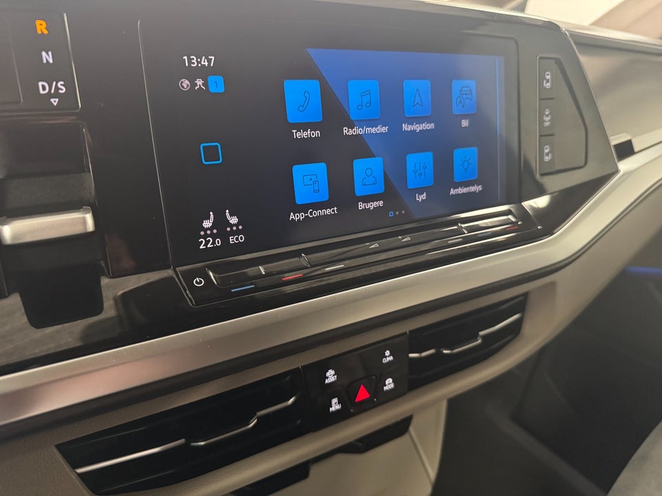 VW Multivan 1,4 eHybrid Style DSG kort