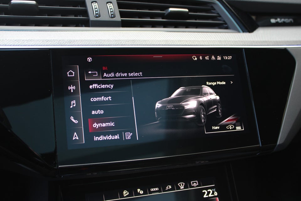 Audi Q8 e-tron 55 S-line quattro 5d