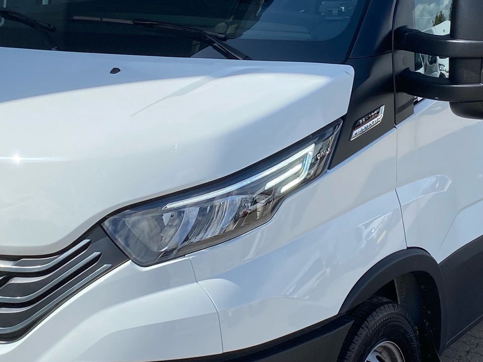 Iveco Daily 3,0 35S18 4100mm Alukasse m/lift AG8