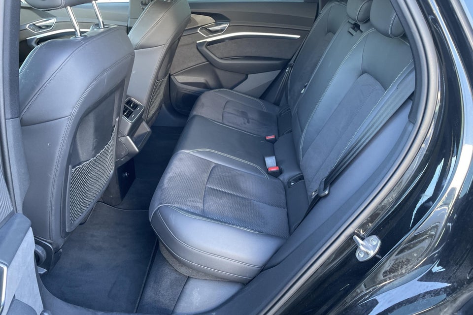 Audi e-tron 55 S-line quattro 5d