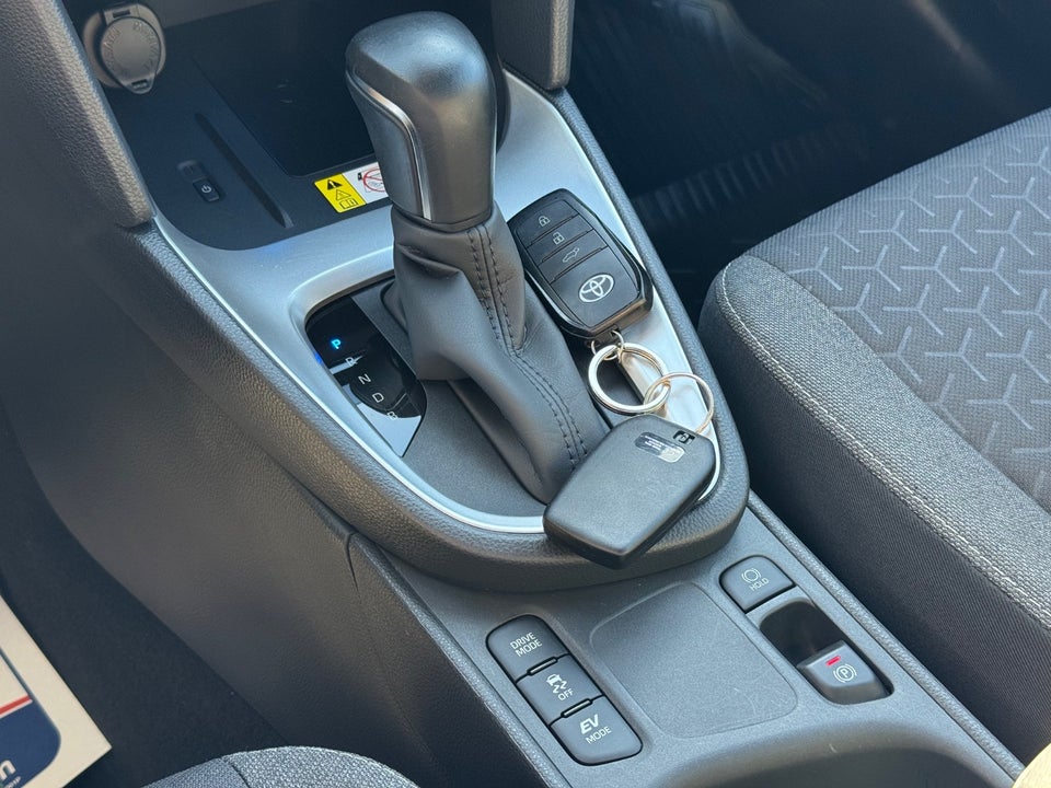 Toyota Yaris Cross 1,5 Hybrid Style Tech+ e-CVT 5d