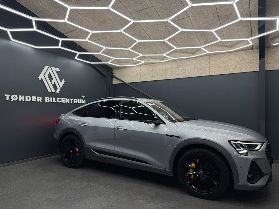 Audi e-tron 55 S-line Sportback quattro 5d