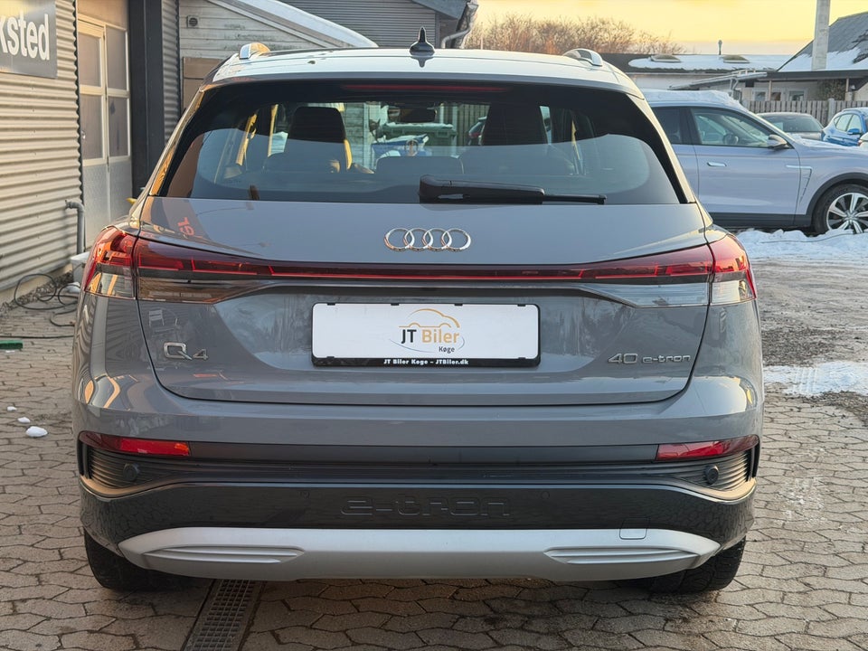 Audi Q4 e-tron 40 Advanced 5d