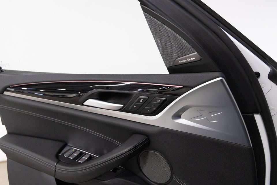 BMW iX3 Charged Plus 5d