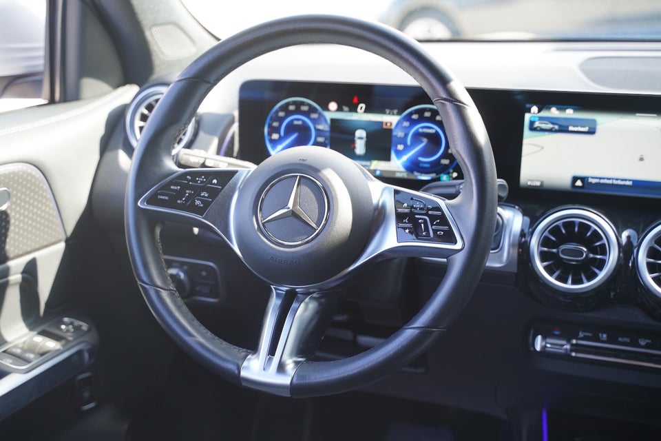 Mercedes EQB250+ Progressive 7prs 5d
