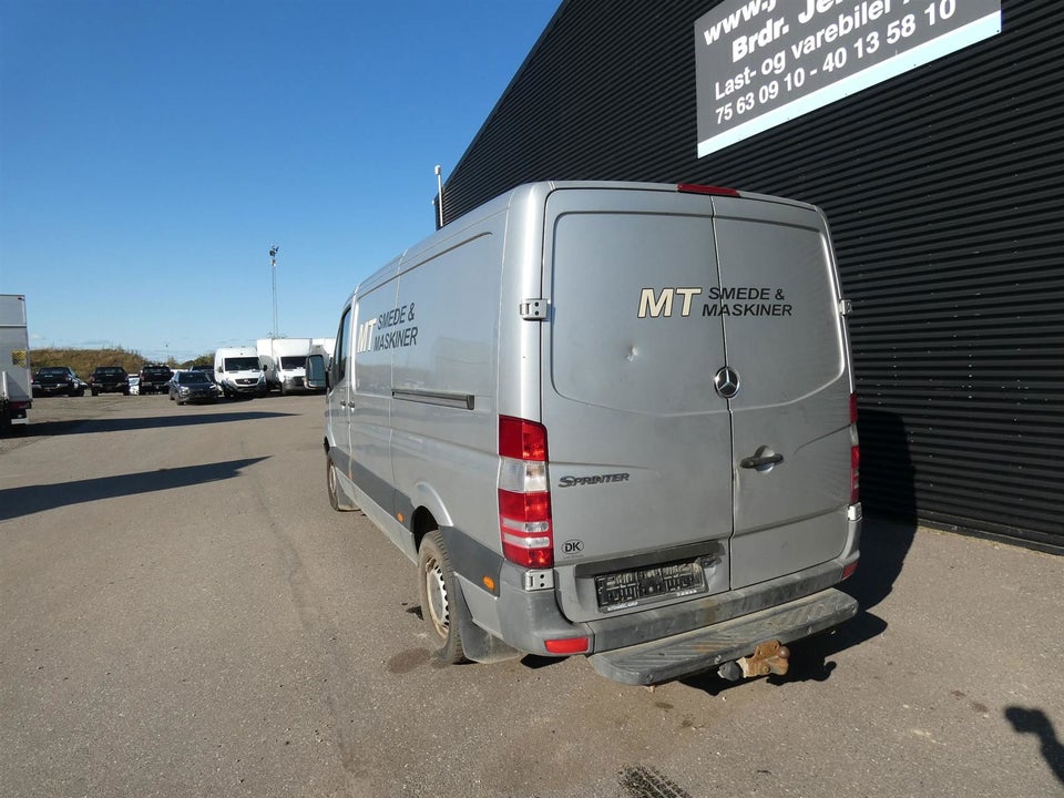 Mercedes Sprinter 316 2,2 CDi R2 Kassevogn aut. 6d