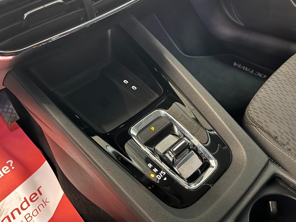 Skoda Octavia 1,4 TSi iV Plus Combi DSG 5d