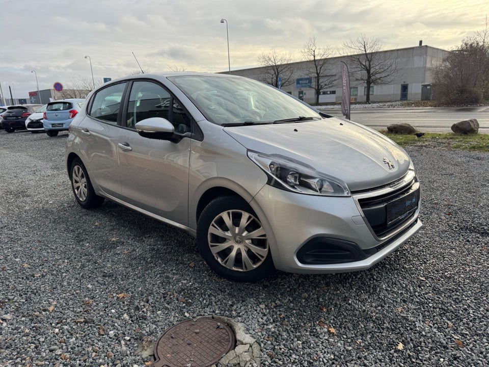 Peugeot 208 1,6 BlueHDi 100 Active 5d
