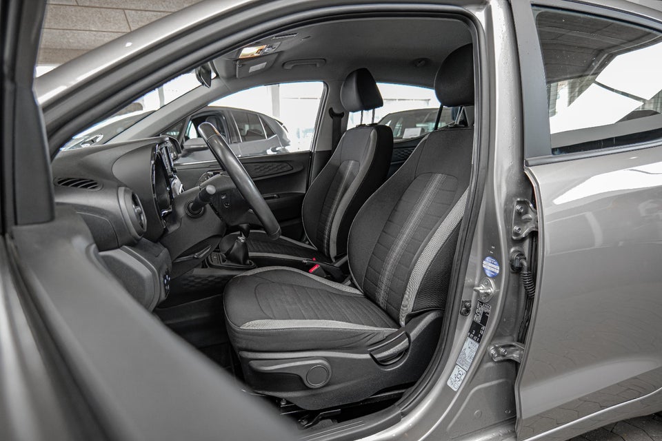 Hyundai i10 1,0 MPi Essential 5d