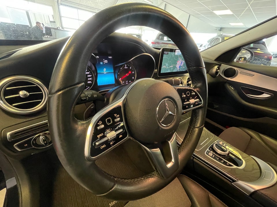 Mercedes C220 d 2,0 Avantgarde stc. aut. 5d