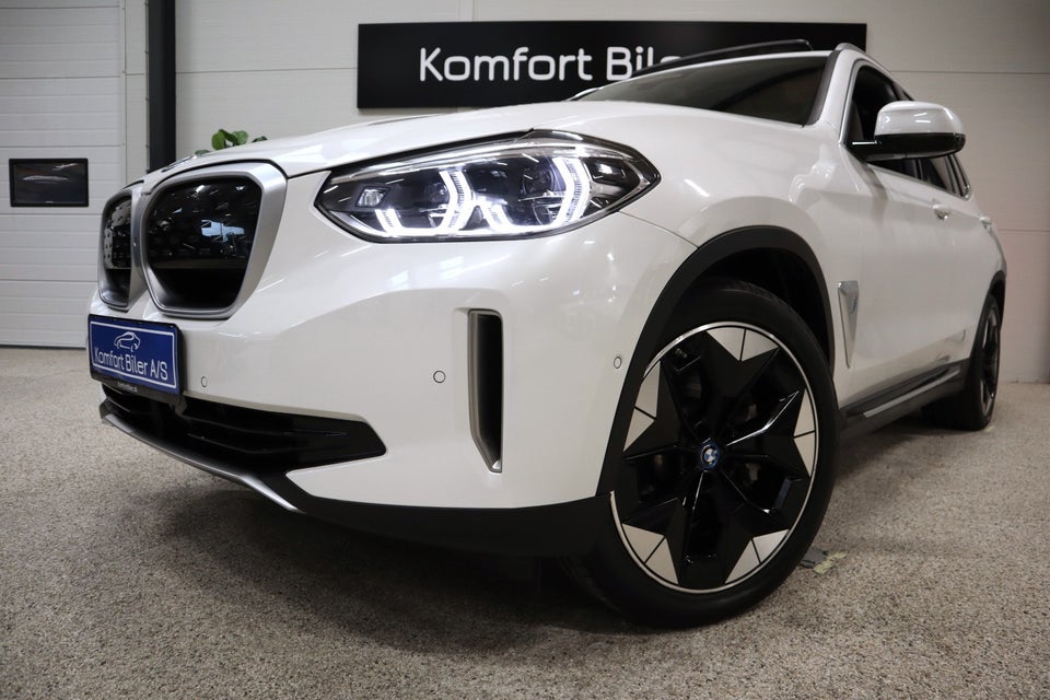 BMW iX3 Charged Impressive 5d