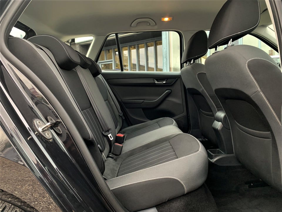 Skoda Fabia 1,0 TSi 110 Style Combi DSG 5d