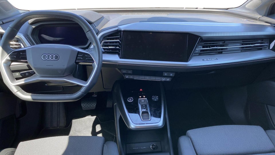 Audi Q4 e-tron 45 S-line Sportback 5d
