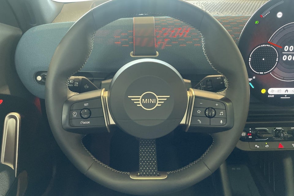 MINI Aceman E Favoured Trim M 5d