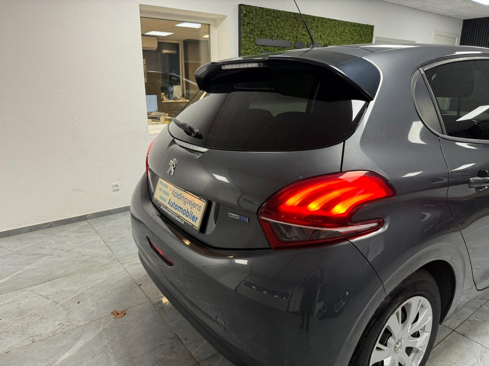 Peugeot 208 1,6 BlueHDi 100 Active 5d