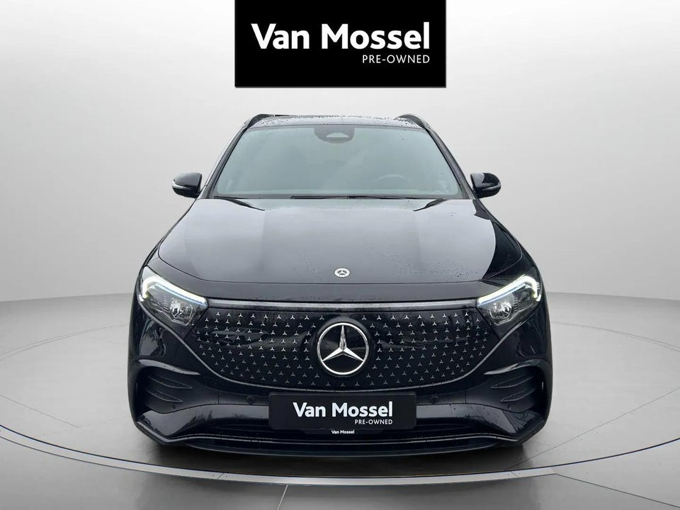 Mercedes EQA300 AMG Line 4Matic 5d