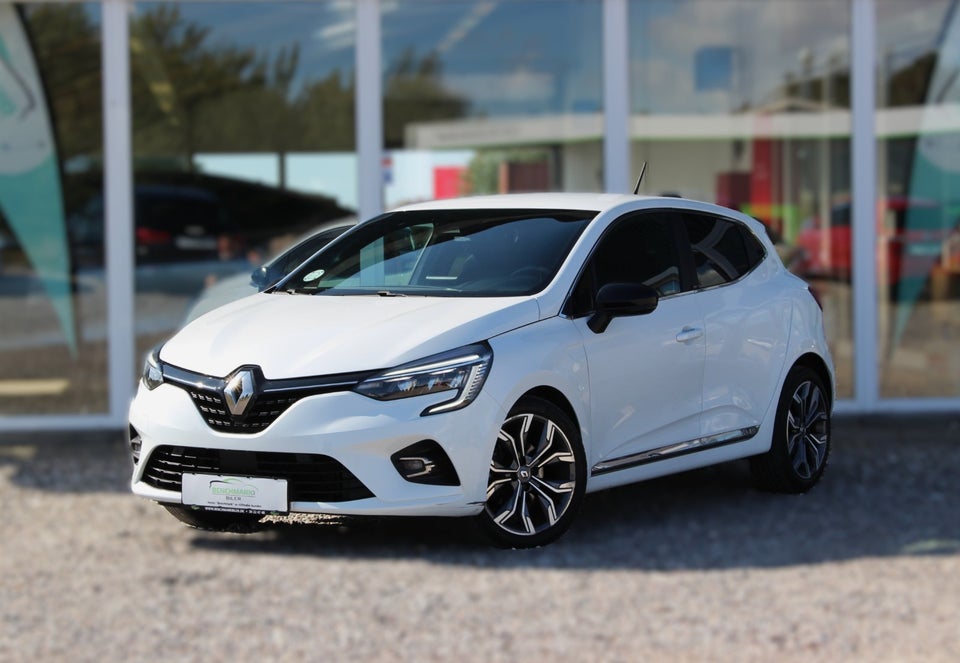Renault Clio V 1,6 E-Tech Intens 5d