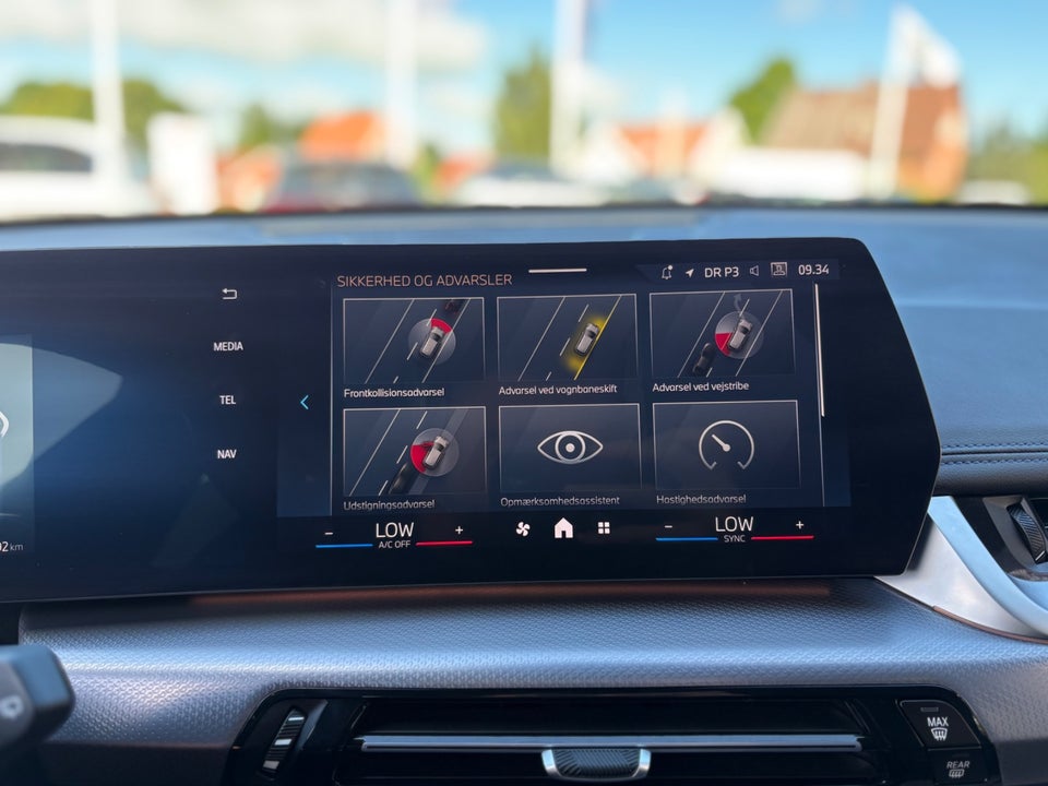 BMW iX1 eDrive20 M-Sport 5d