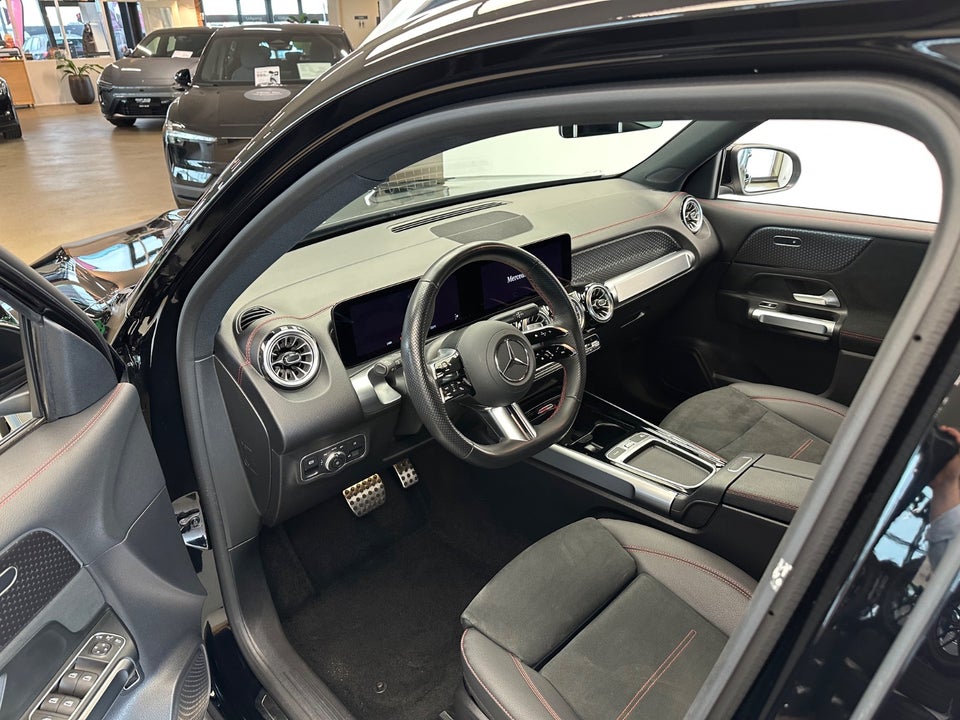 Mercedes EQB250+ AMG Line 5d