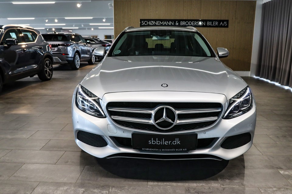 Mercedes C220 d 2,2 Avantgarde stc. aut. 5d