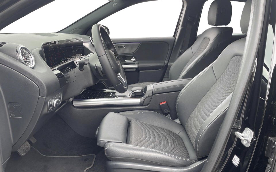Mercedes EQA250+ 5d