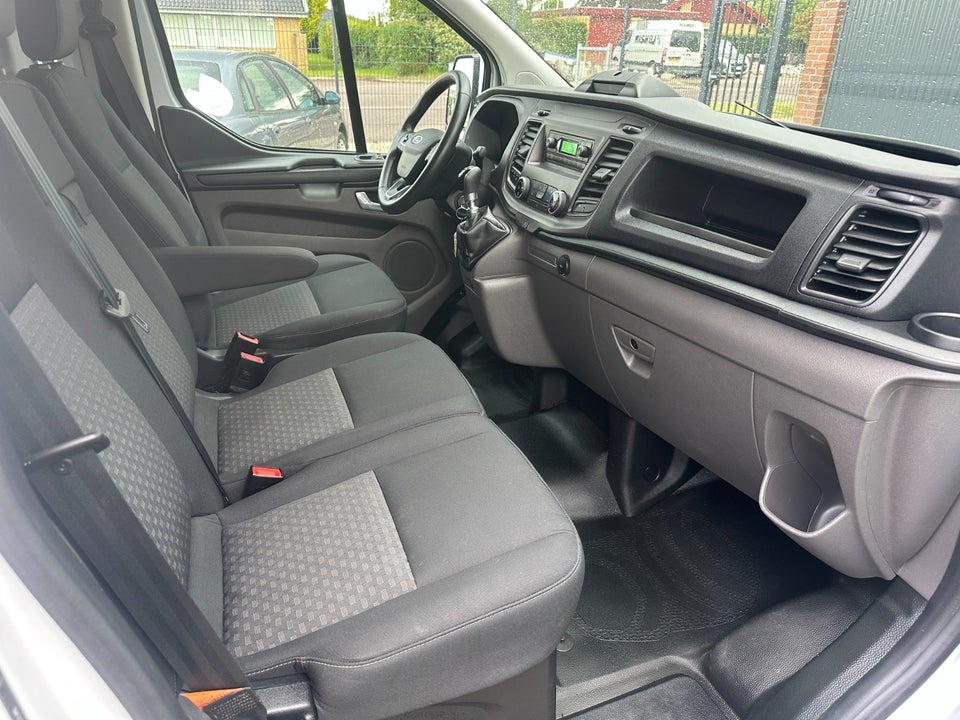 Ford Transit Custom 300 L2 2,0 TDCi 130 Trail