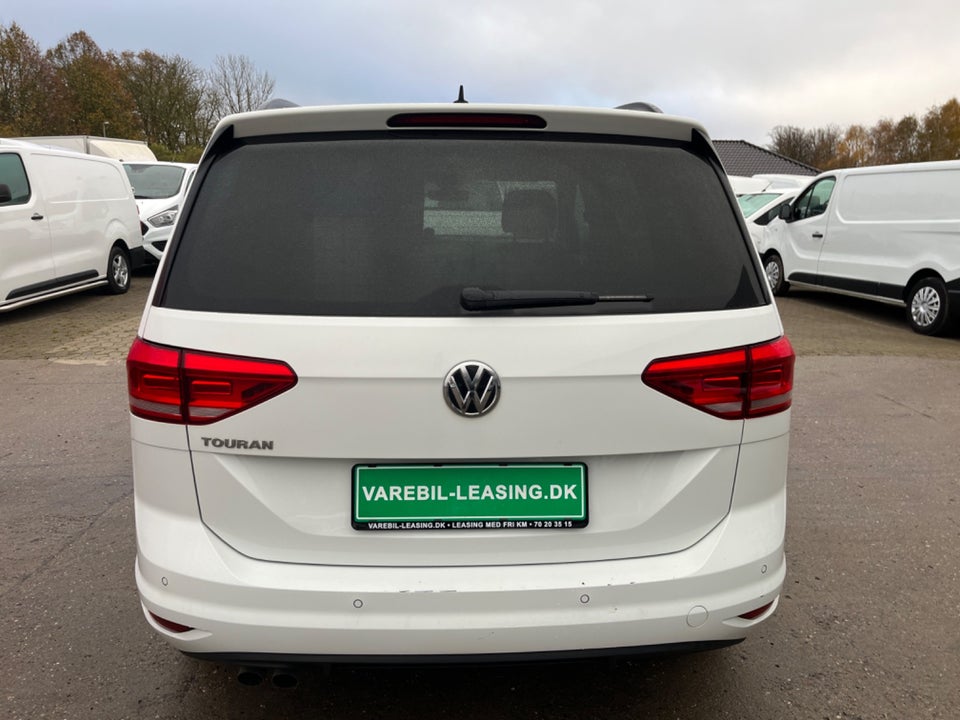 VW Touran 2,0 TDi 150 IQ.Drive DSG Van 5d