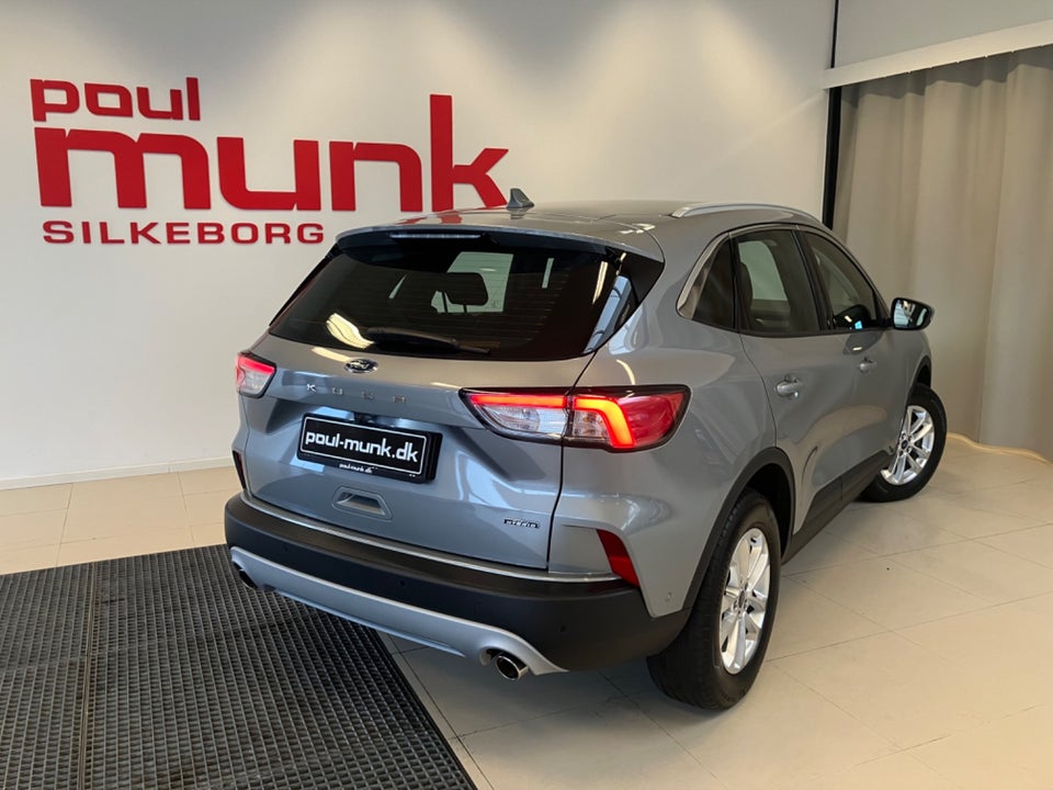 Ford Kuga 2,5 PHEV Titanium CVT 5d
