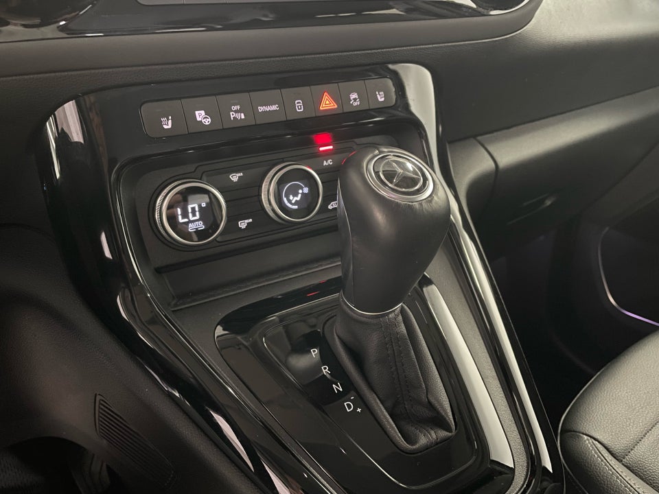 Mercedes EQT200 L1 5d