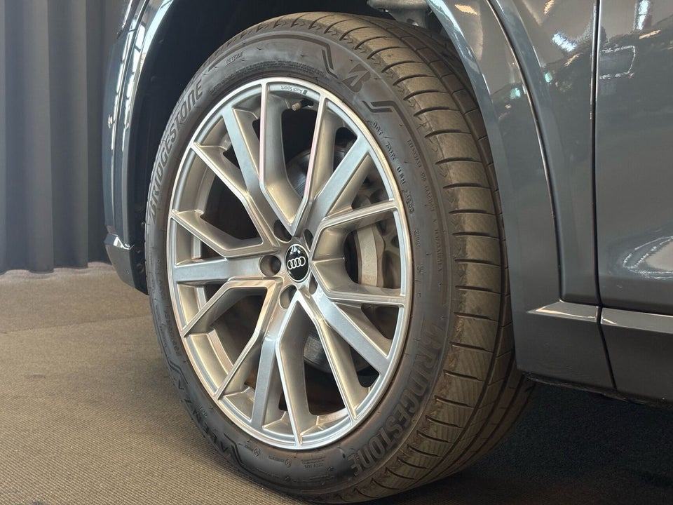 Audi e-tron 55 Advanced quattro 5d