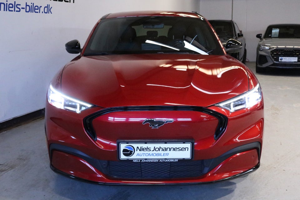 Ford Mustang Mach-E 70 Standard Range AWD 5d