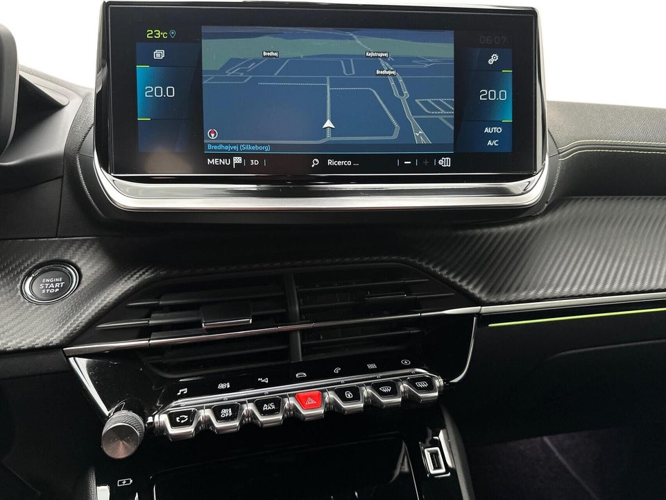 Peugeot e-2008 50 GT 5d