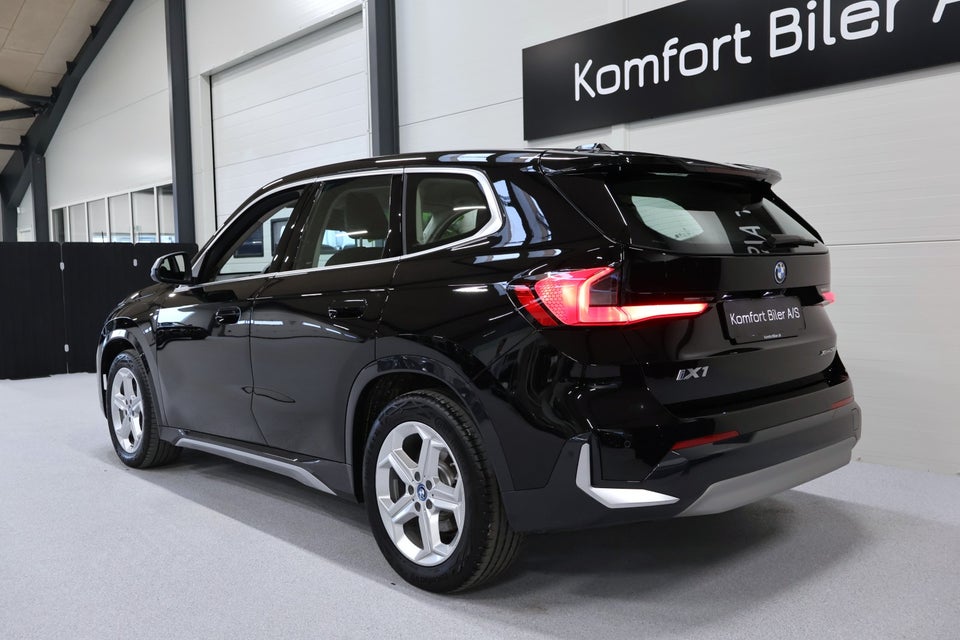 BMW iX1 xDrive30 X-Line 5d